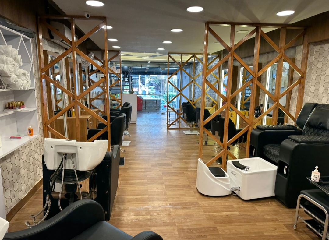 Salon interior